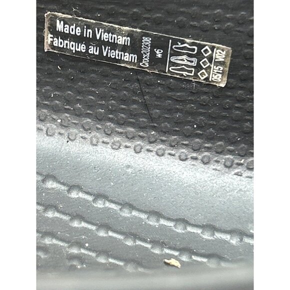 Crocs Womens Black Flats W/ Metallic Toe Cap Slip-On Size 6 Lightweight Comforta - Picture 7 of 8